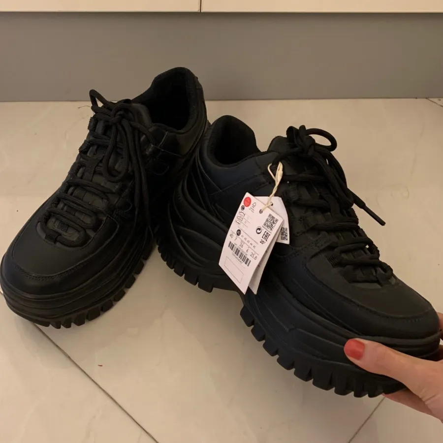 کتونی اورجینال برشکا