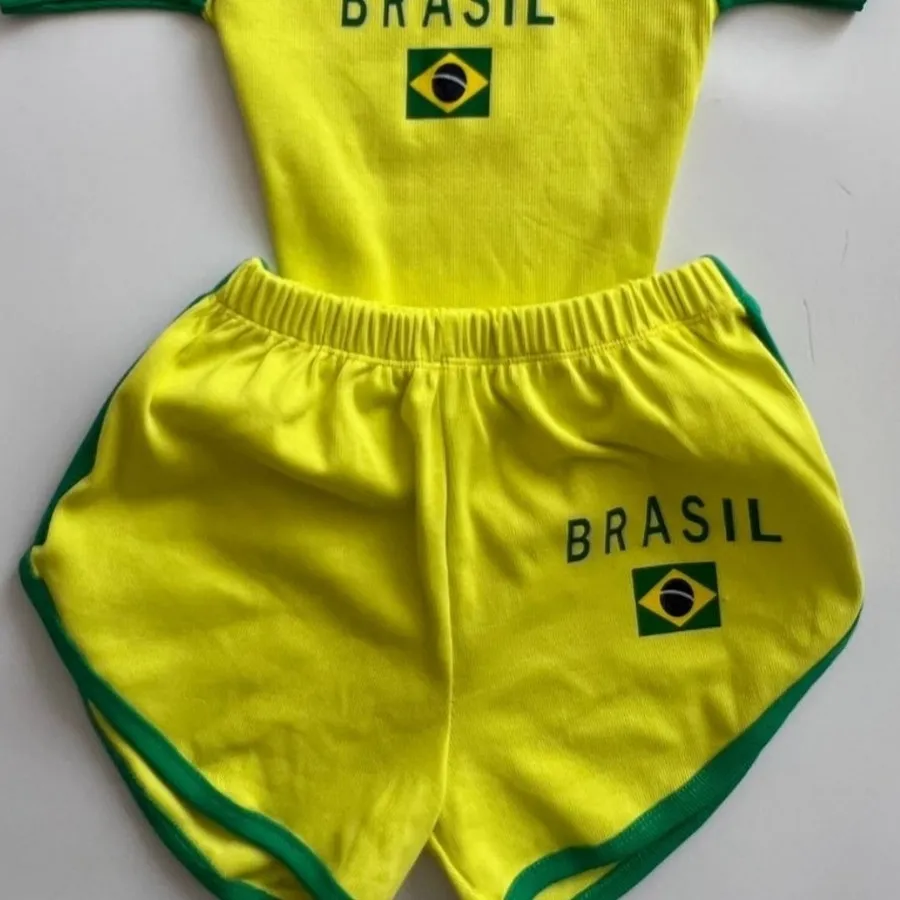 ست تی شرت و شورتک برزیلی