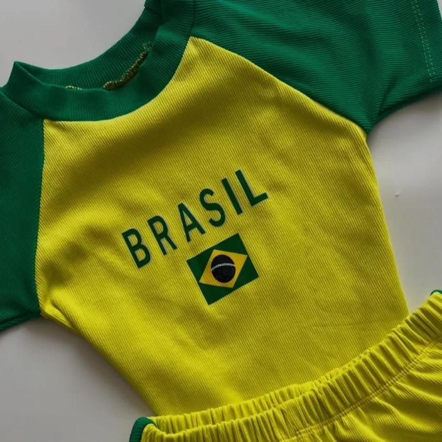 ست تی شرت و شورتک برزیلی