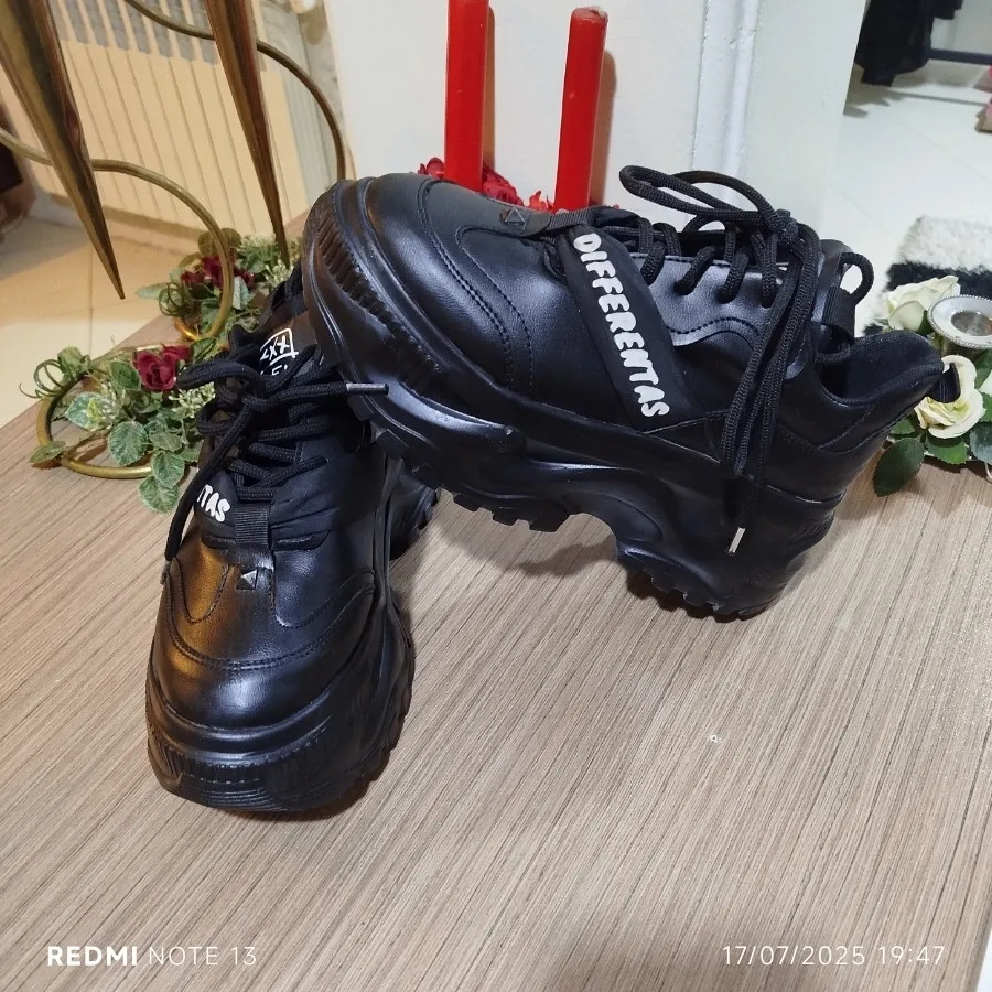 کتونی لژدار