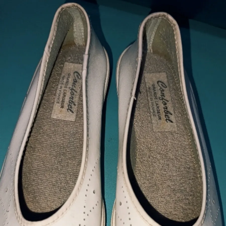 کفش سفید وارداتی (فرانسه)