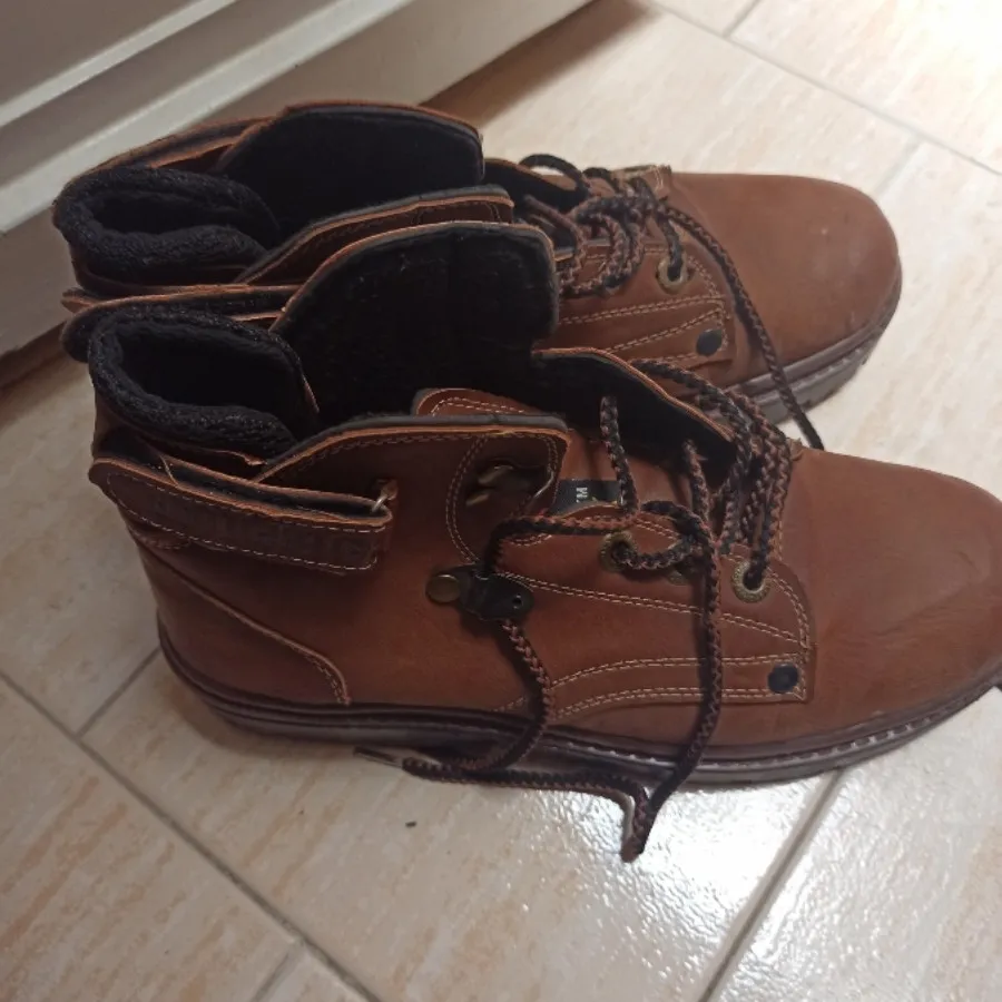 کفش نیم بوت