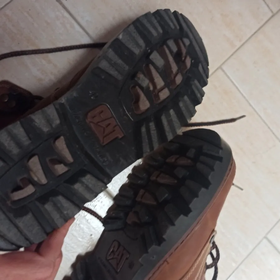 کفش نیم بوت