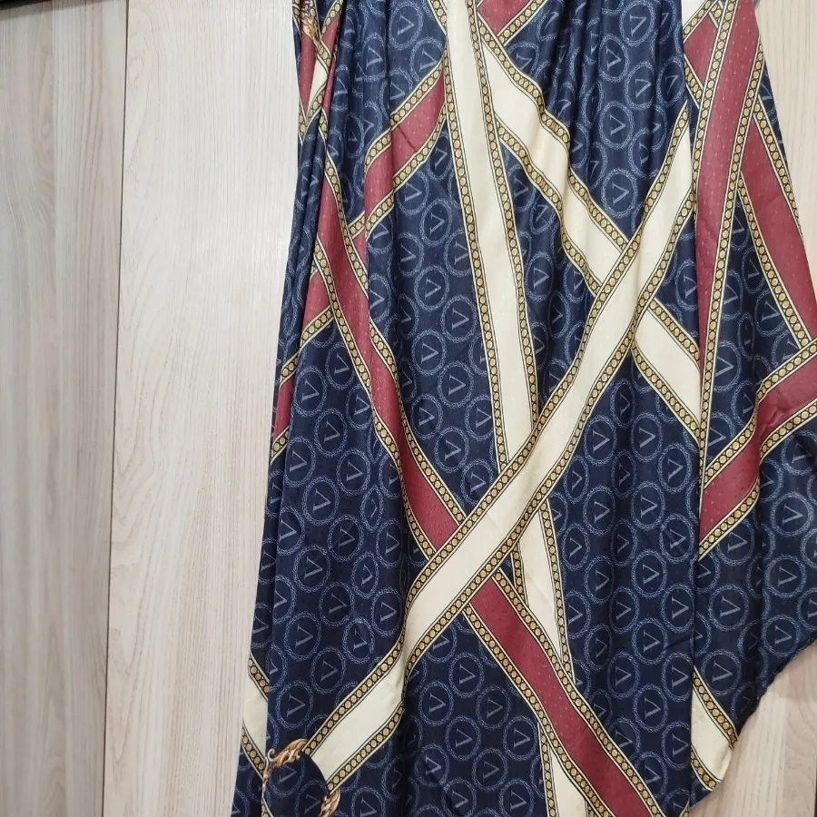 روسری قواره دار