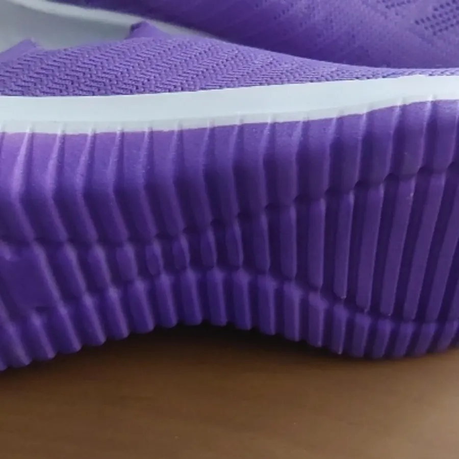 کفش کتونی اسکیچرز