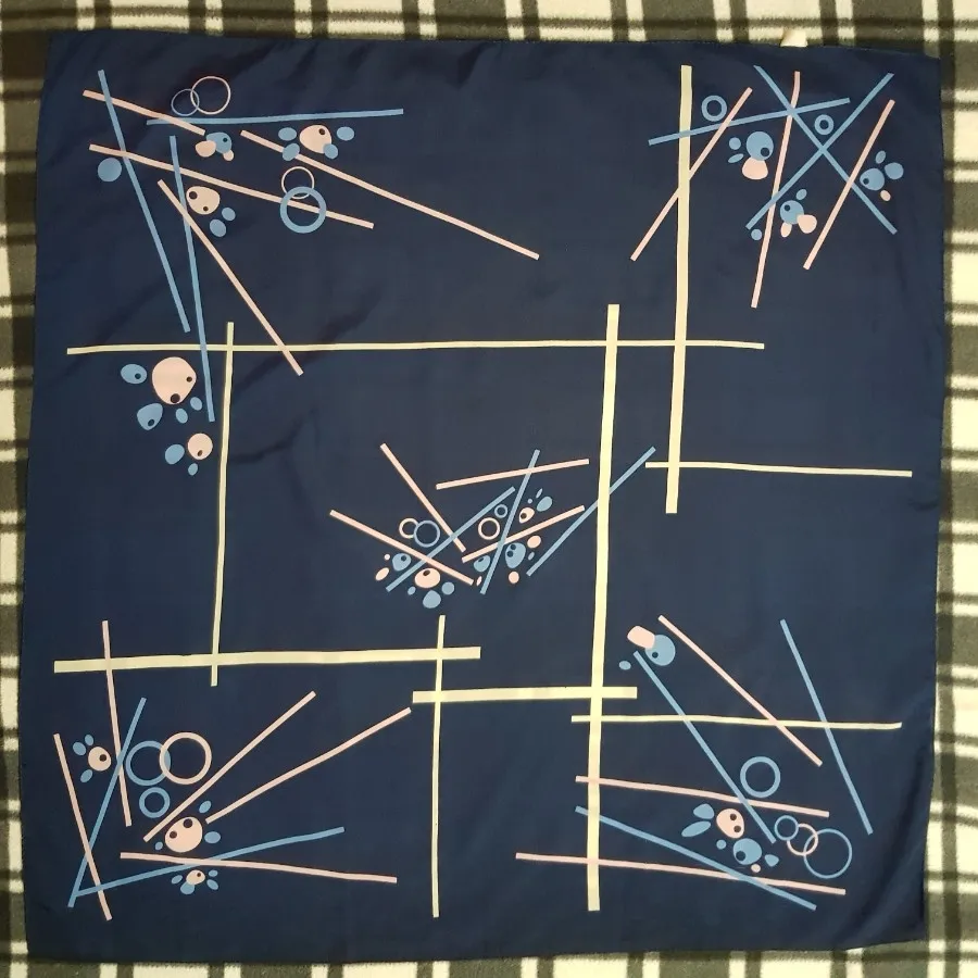 روسری حریر(82 در 82 سانت)