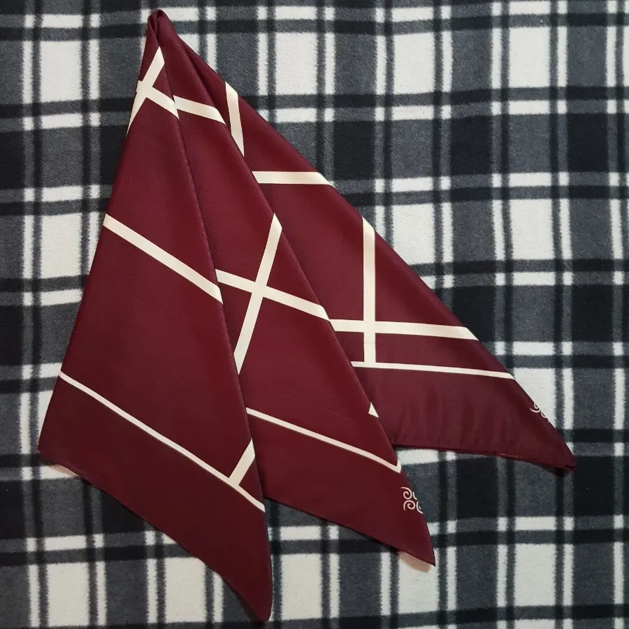 روسری (91 در 91 سانتیمتر)