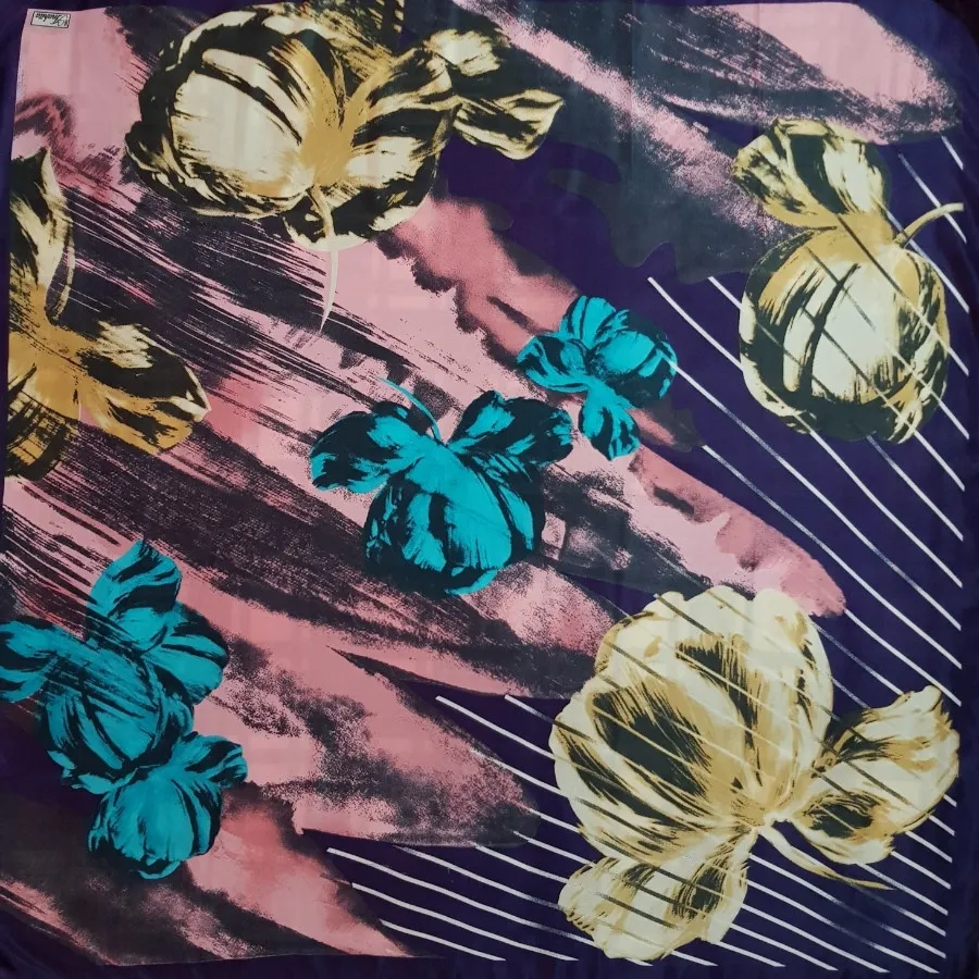 روسری(104 در 104 سانت)