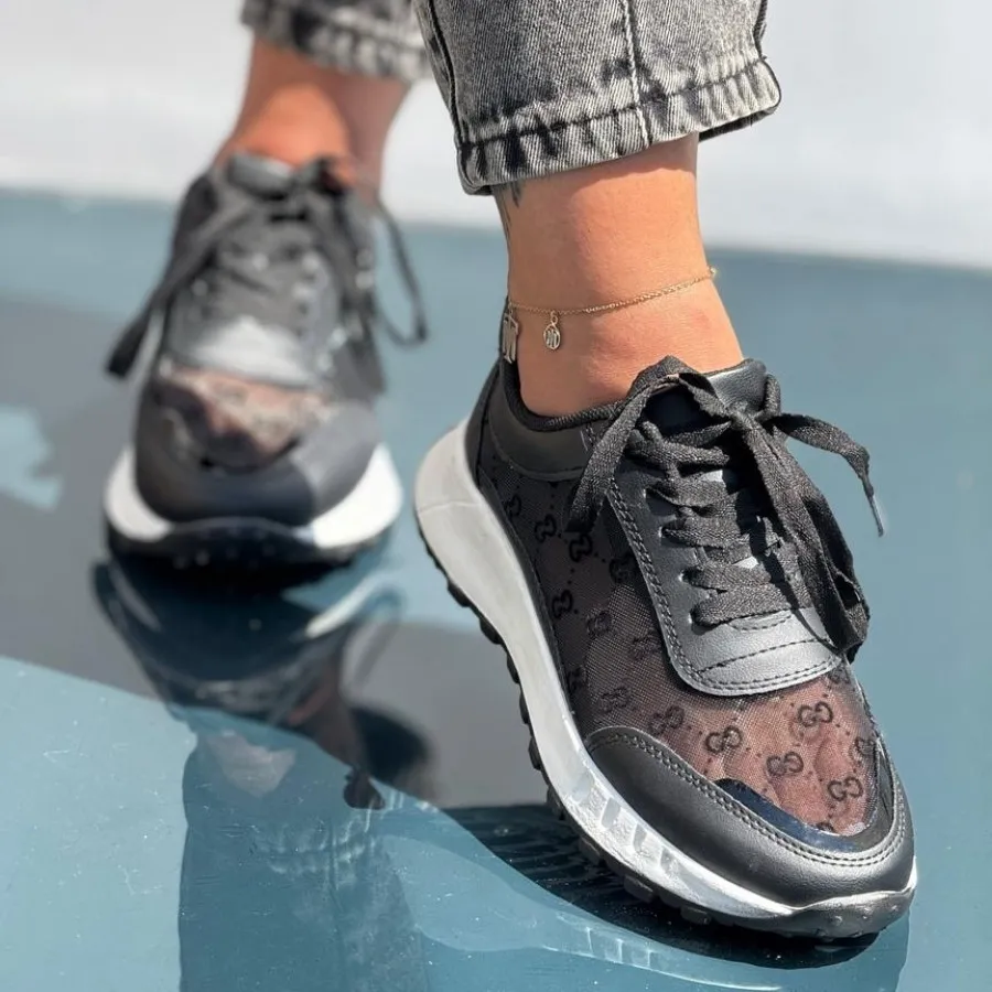 کفش کتونی تابستونی