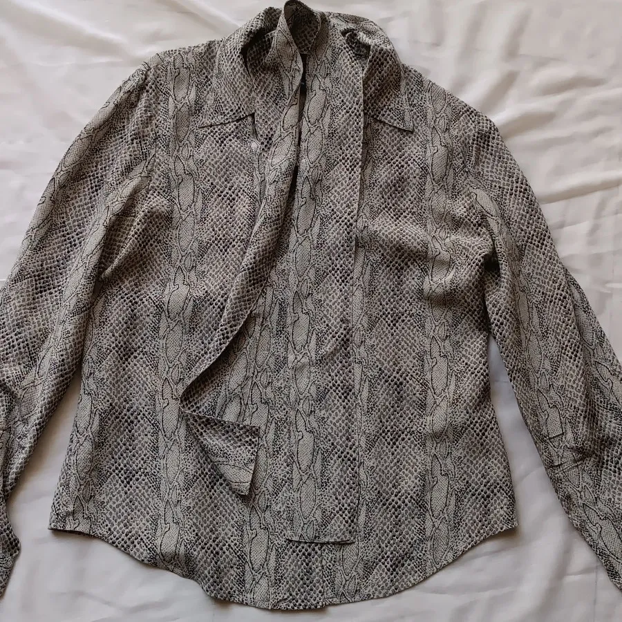 شومیز طرح مار