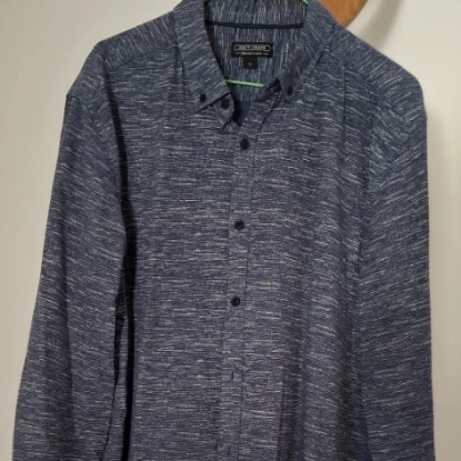 پیراهن مردانه