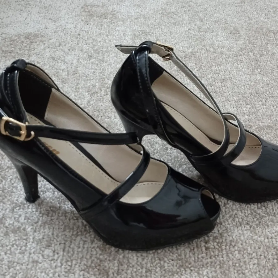 کفش مجلسی زنانه