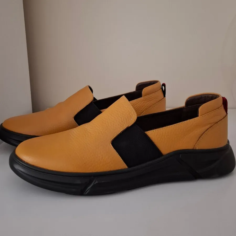 کفش چرمی زنانه