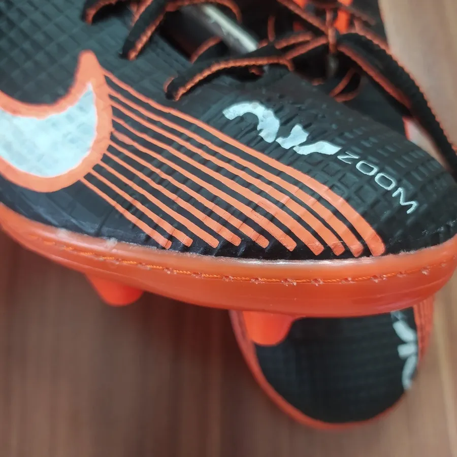 کفش استوک فوتبال