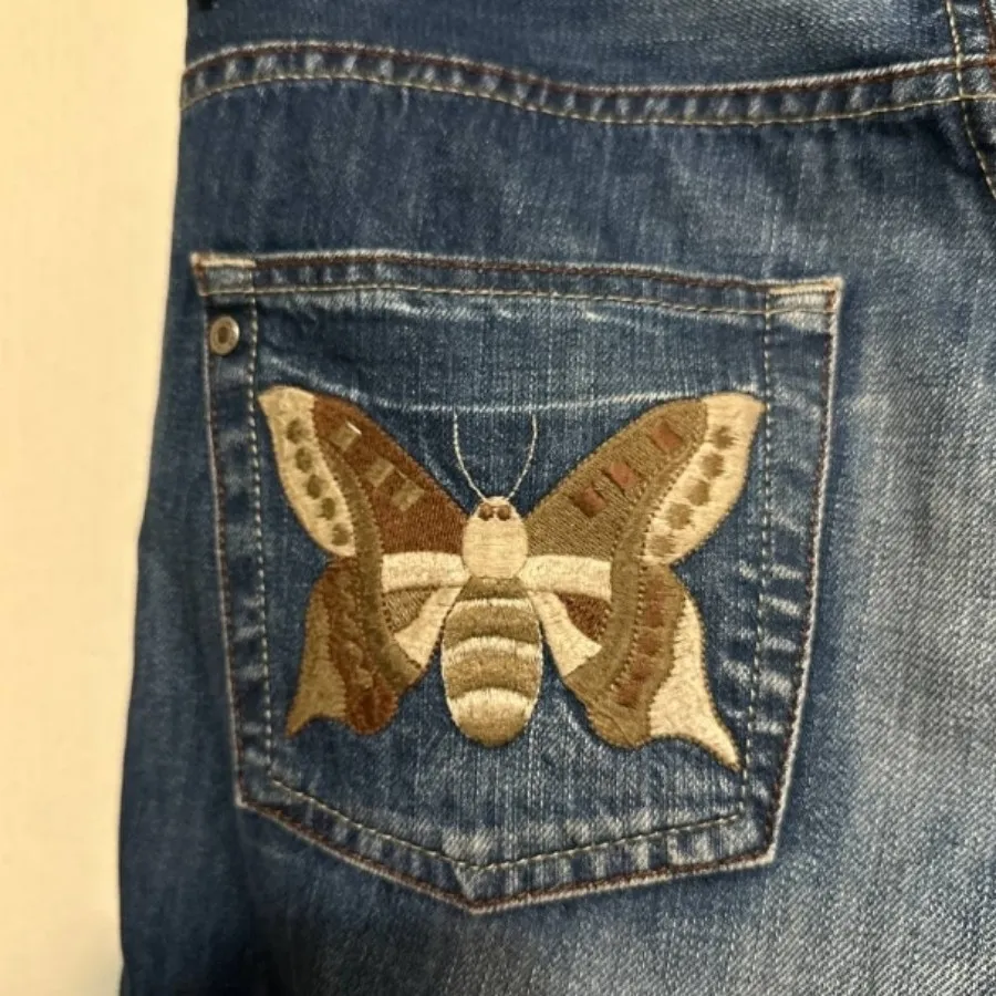 شلوار جین کوتاه