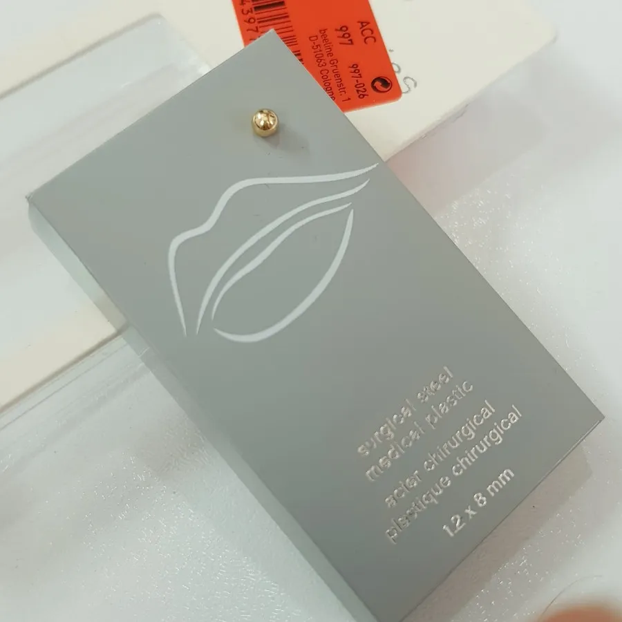 پیرسینگ لب استیل طلایی