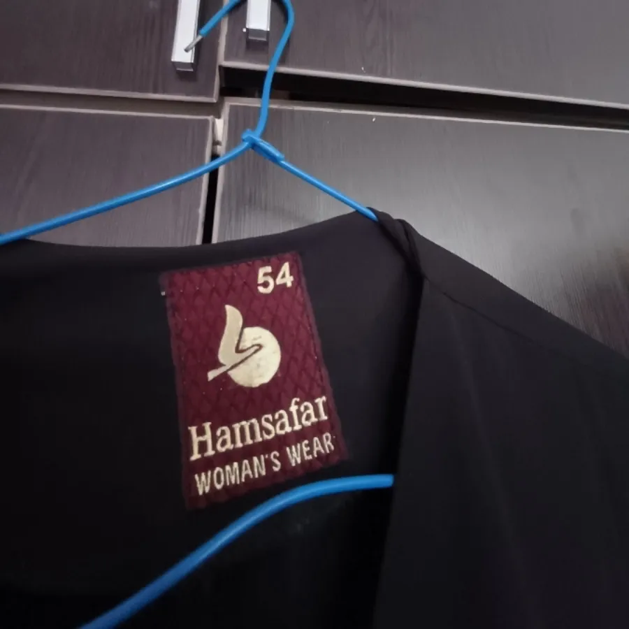 مانتو مشکی بلند درحدنو