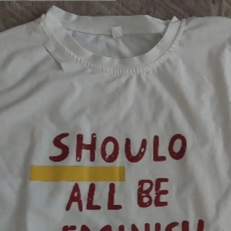 تی شرت سفید زارپدار