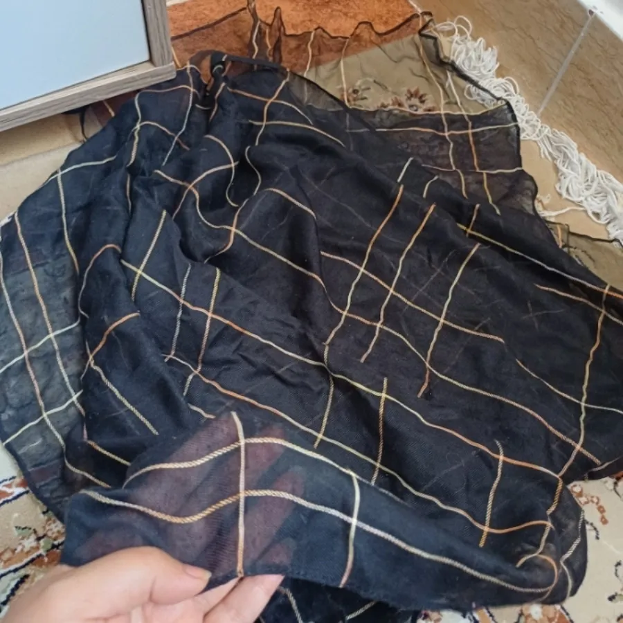 شال مشکی خطدار حریر