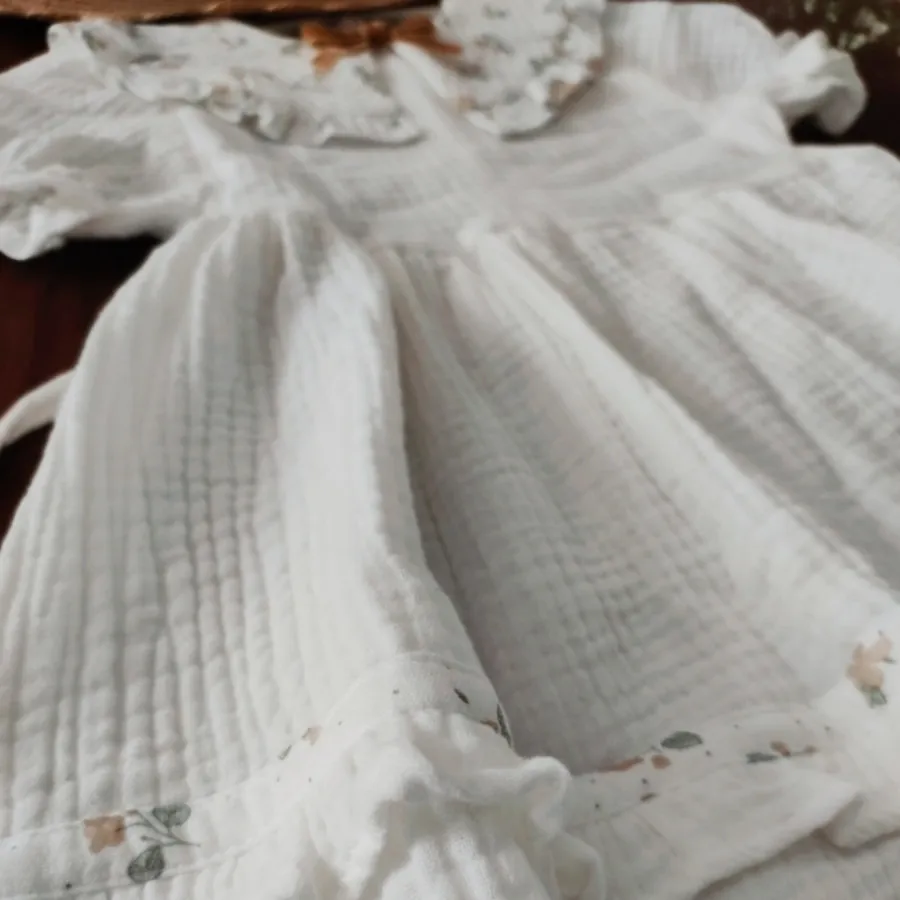 پیراهن بچگانه