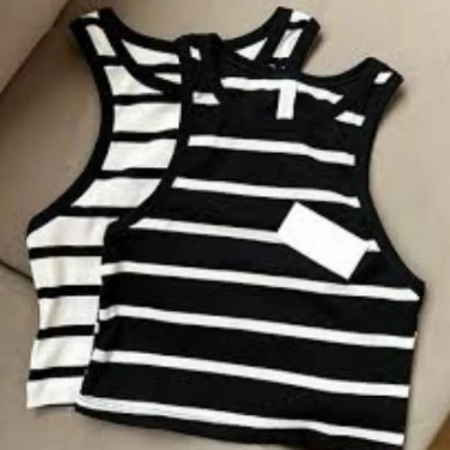 تاپ کراپ راه راه کبریتی