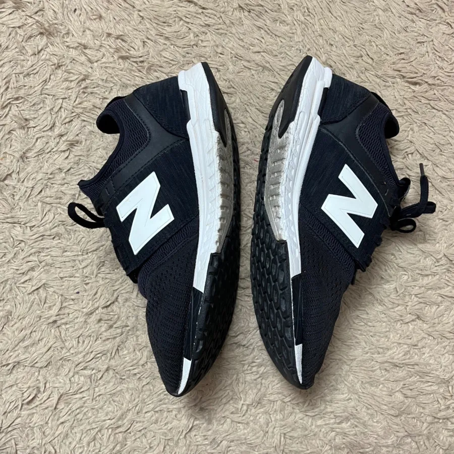 کفش نیوبالانس