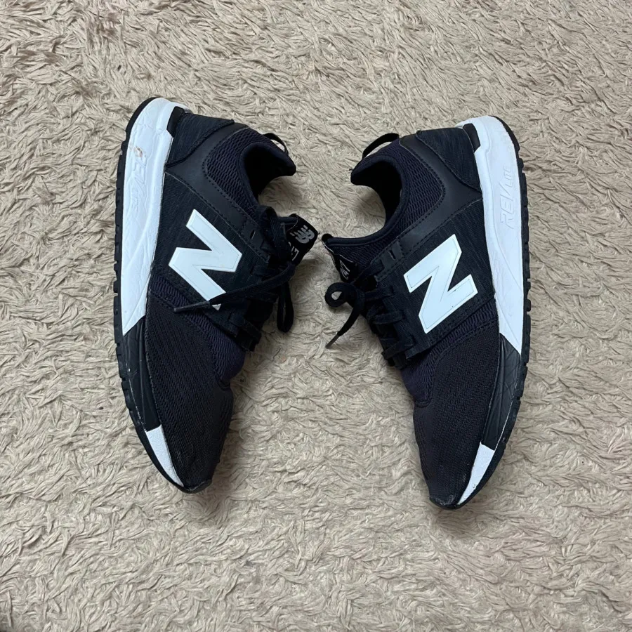 کفش نیوبالانس