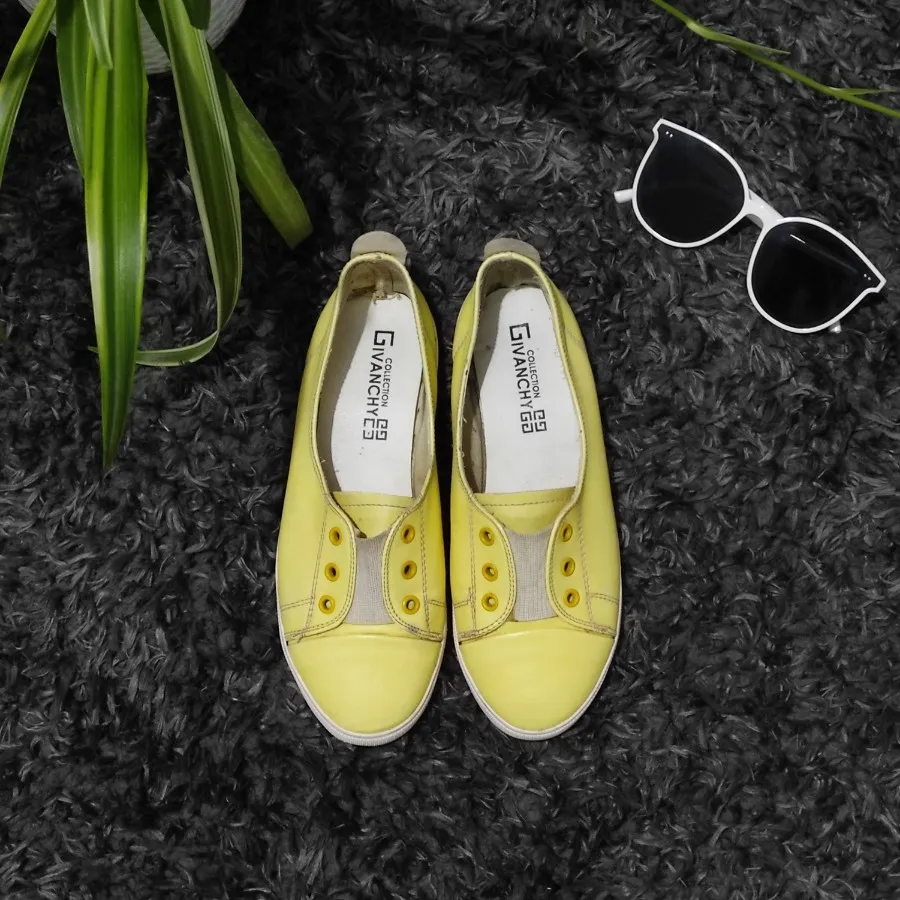 کفش کالج  رایگان