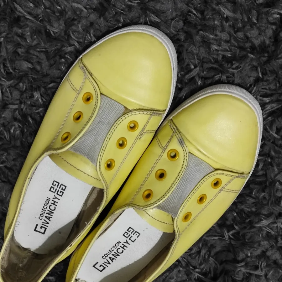 کفش کالج  رایگان