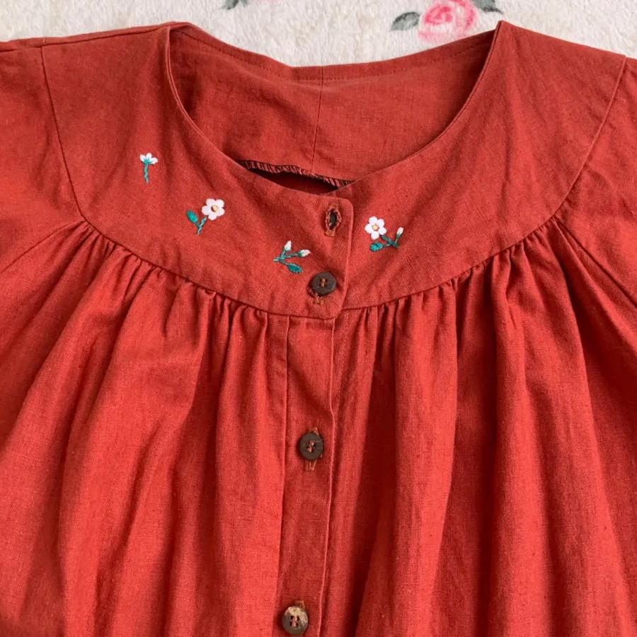 مانتو گلدوزی