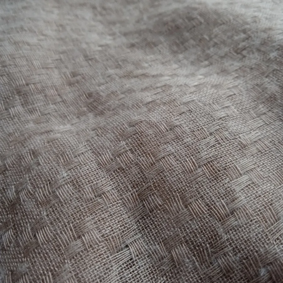 شال نخی نسکافه‌ای