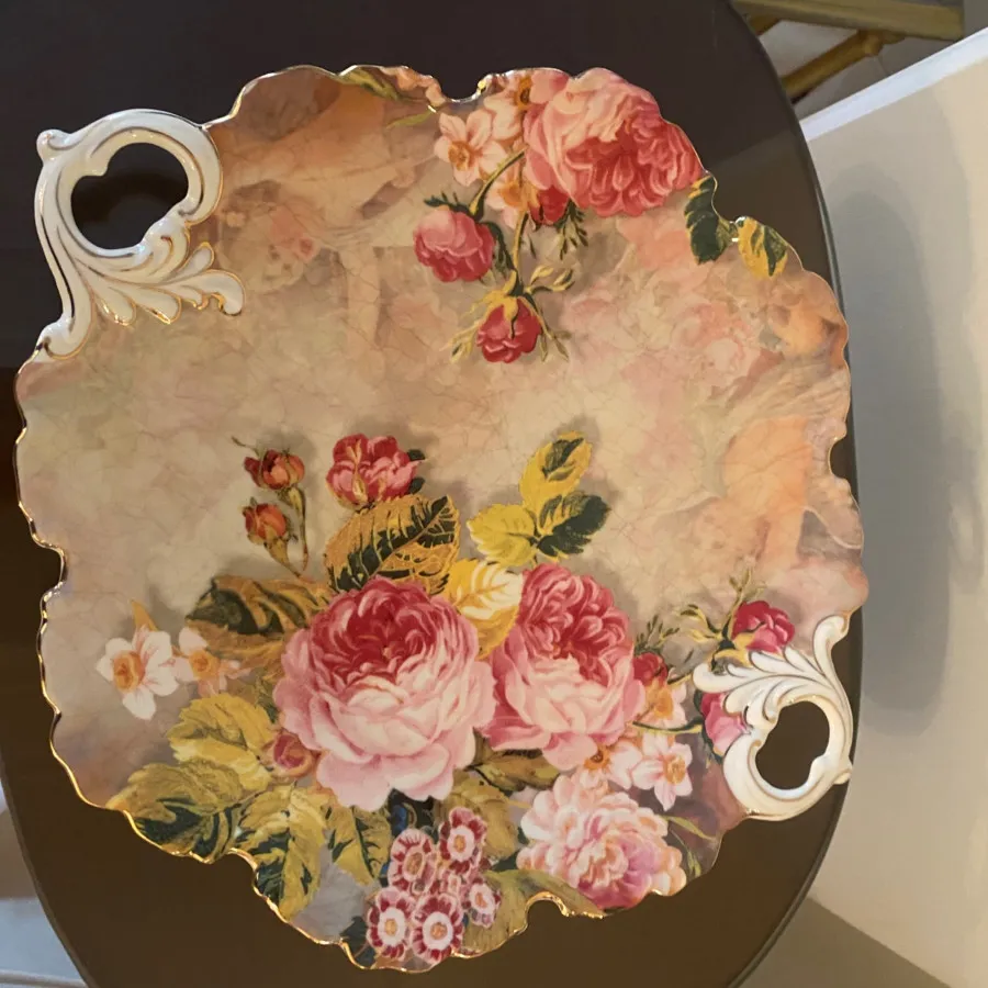 ظرف شیرینی خوری