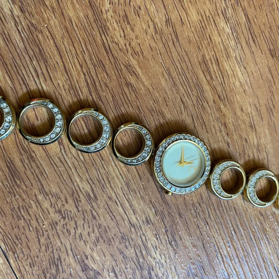 ساعت ویولت ، باطری سالم