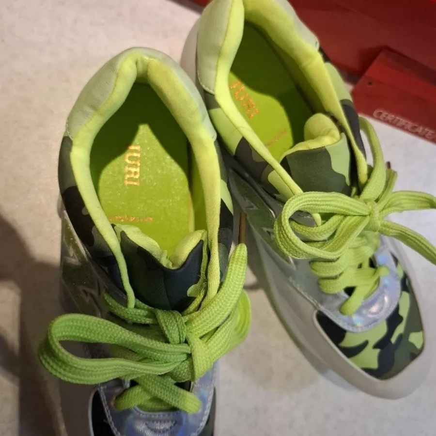 کتانی زنانه