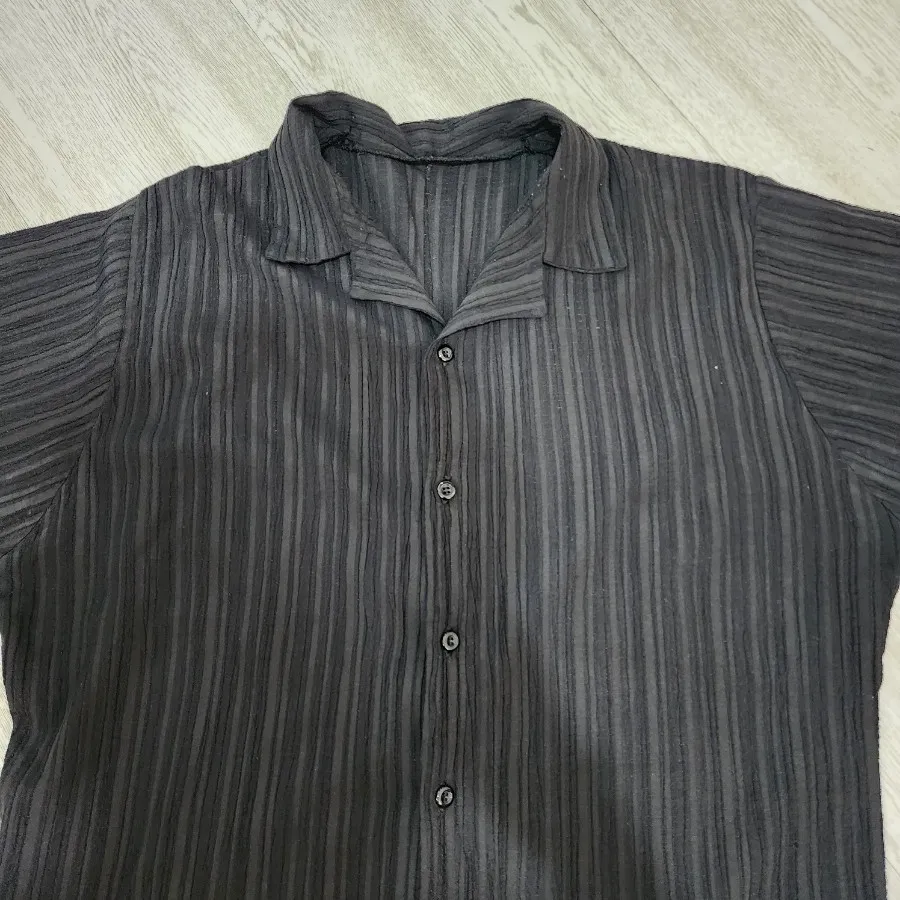 پیراهن مردانه