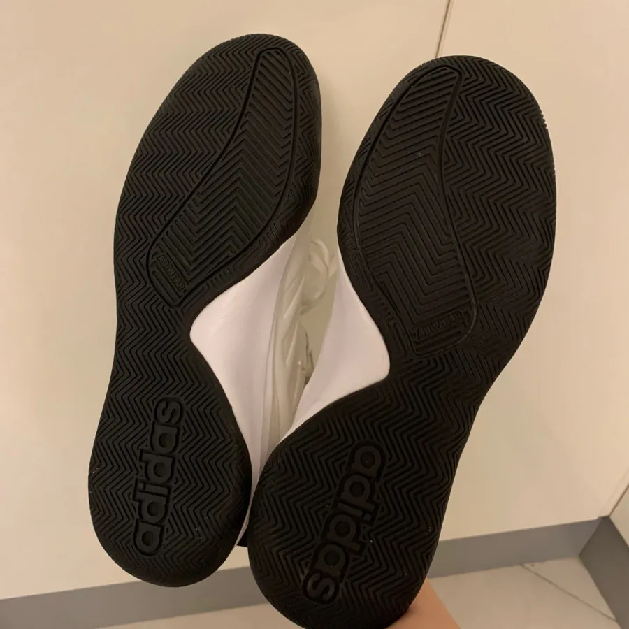 کتونی اورجینال adidas