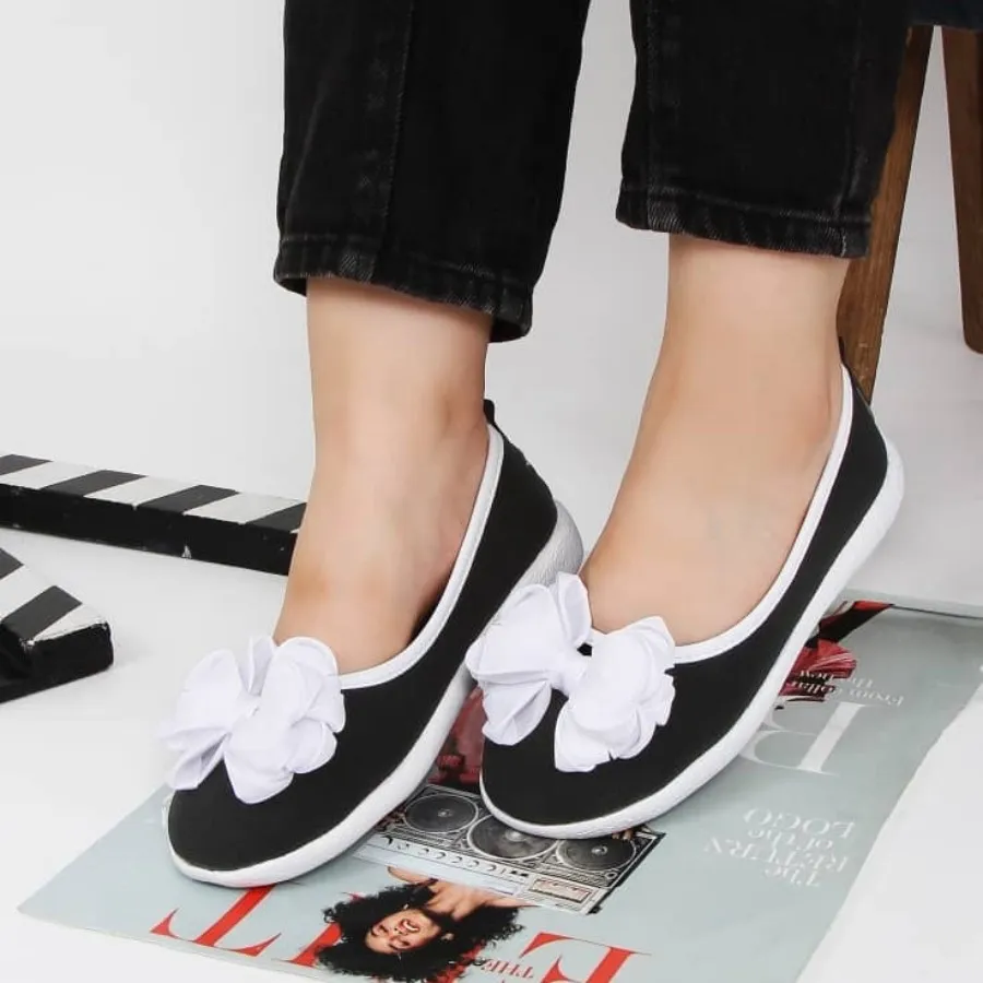 کفش پاپیونی