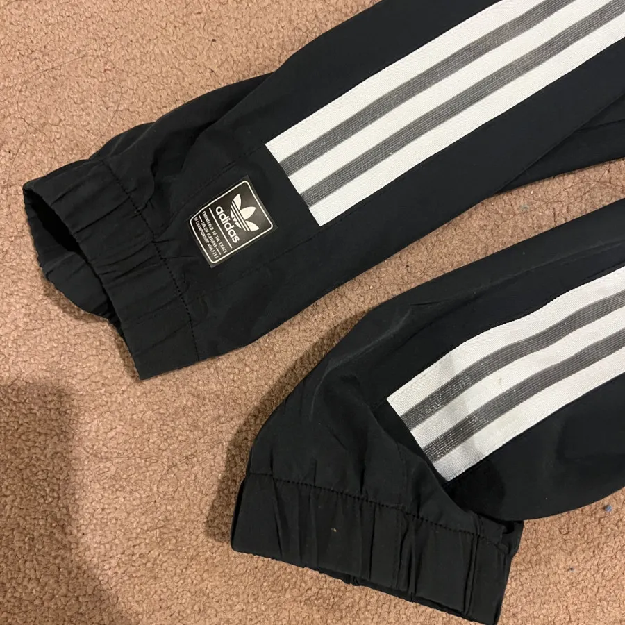 شلوار آدیداس