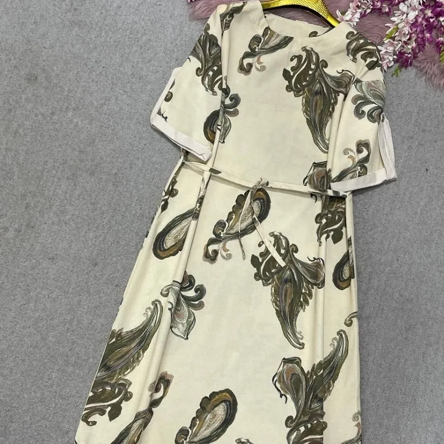 پیراهن ساحلی