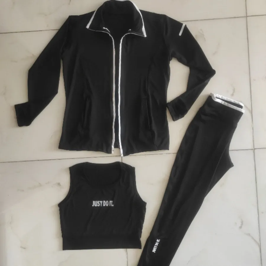 ست سه تیکه ورزشی