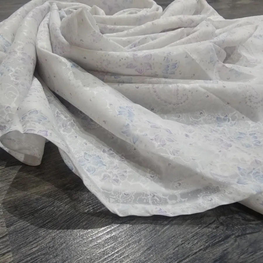 چادر نماز و عروس