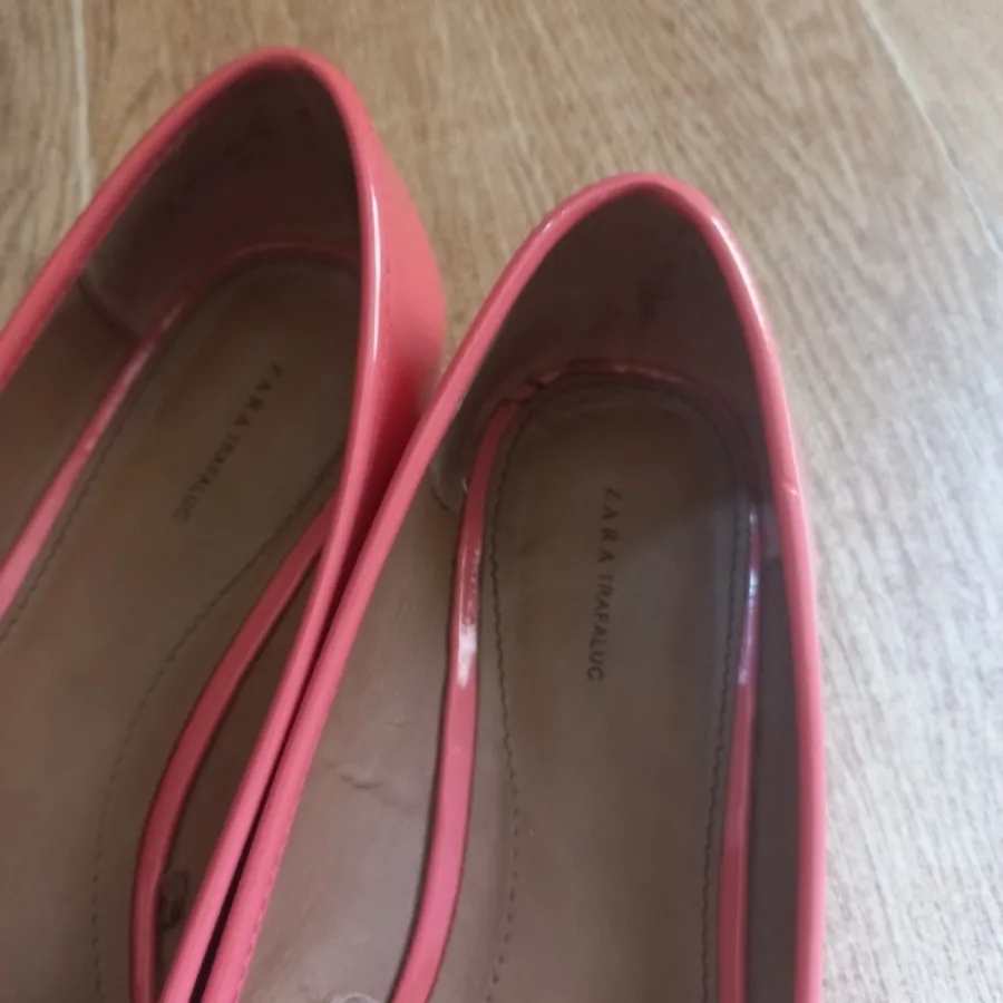 کفش ورنی زارا