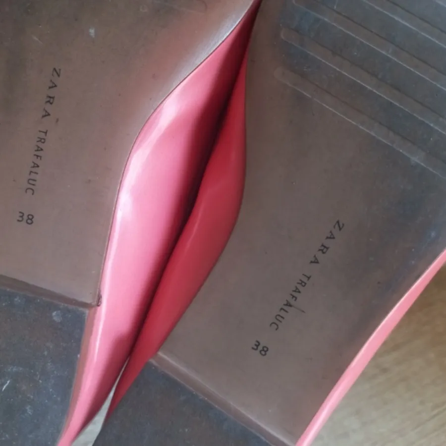 کفش ورنی زارا