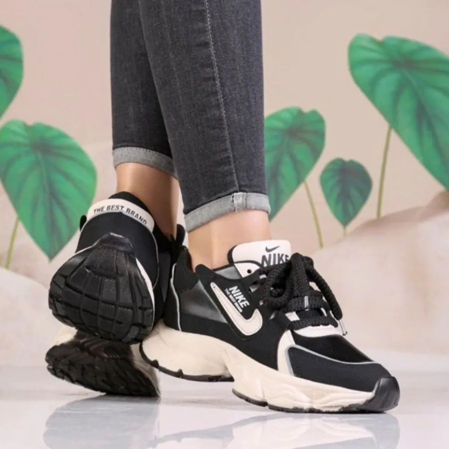 کفش کتونی جدید