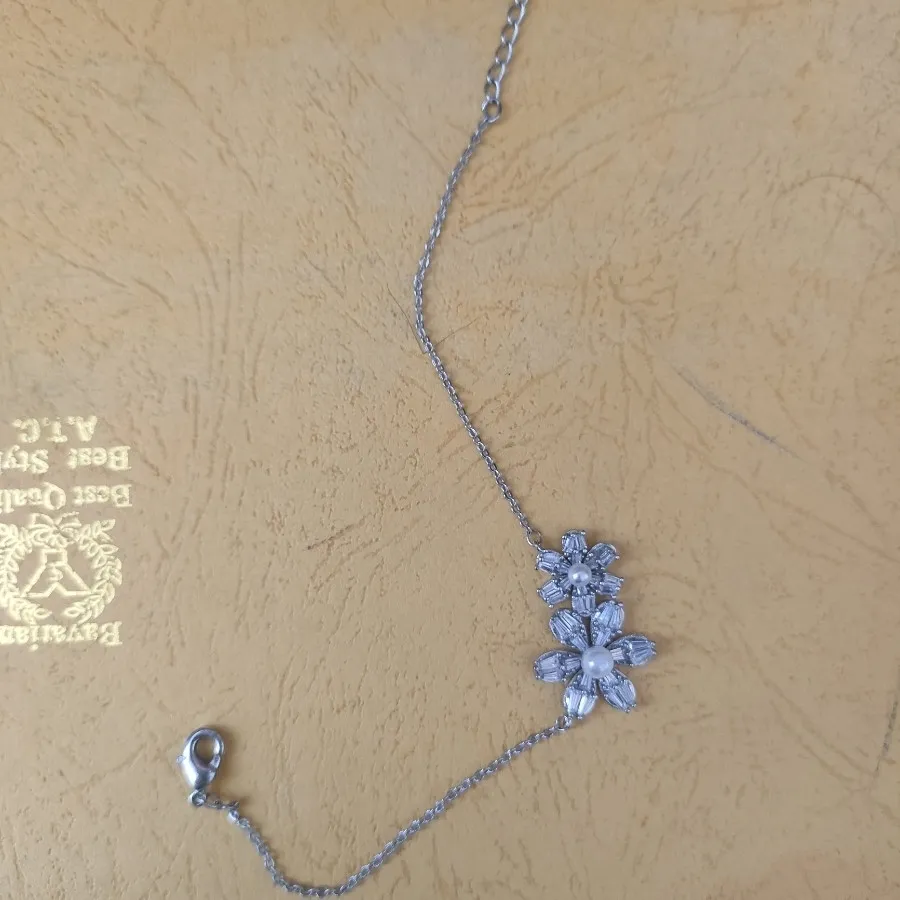 دستبند طرح نقره