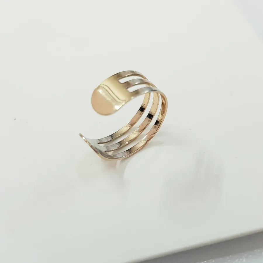 انگشتر پا طلایی آینه ای