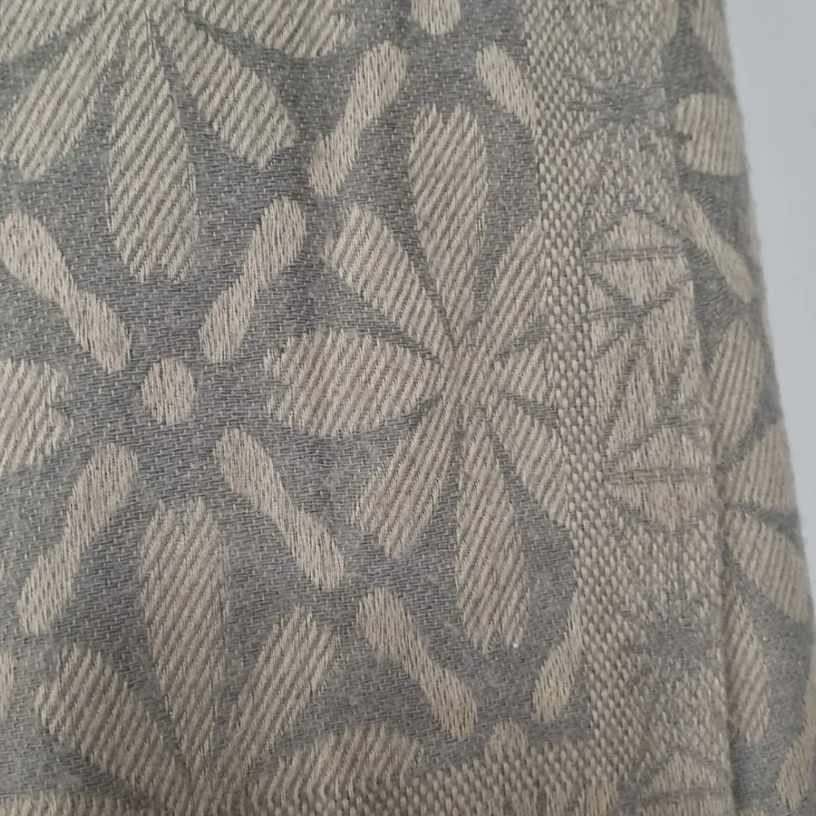 شال پشمی زمستانه