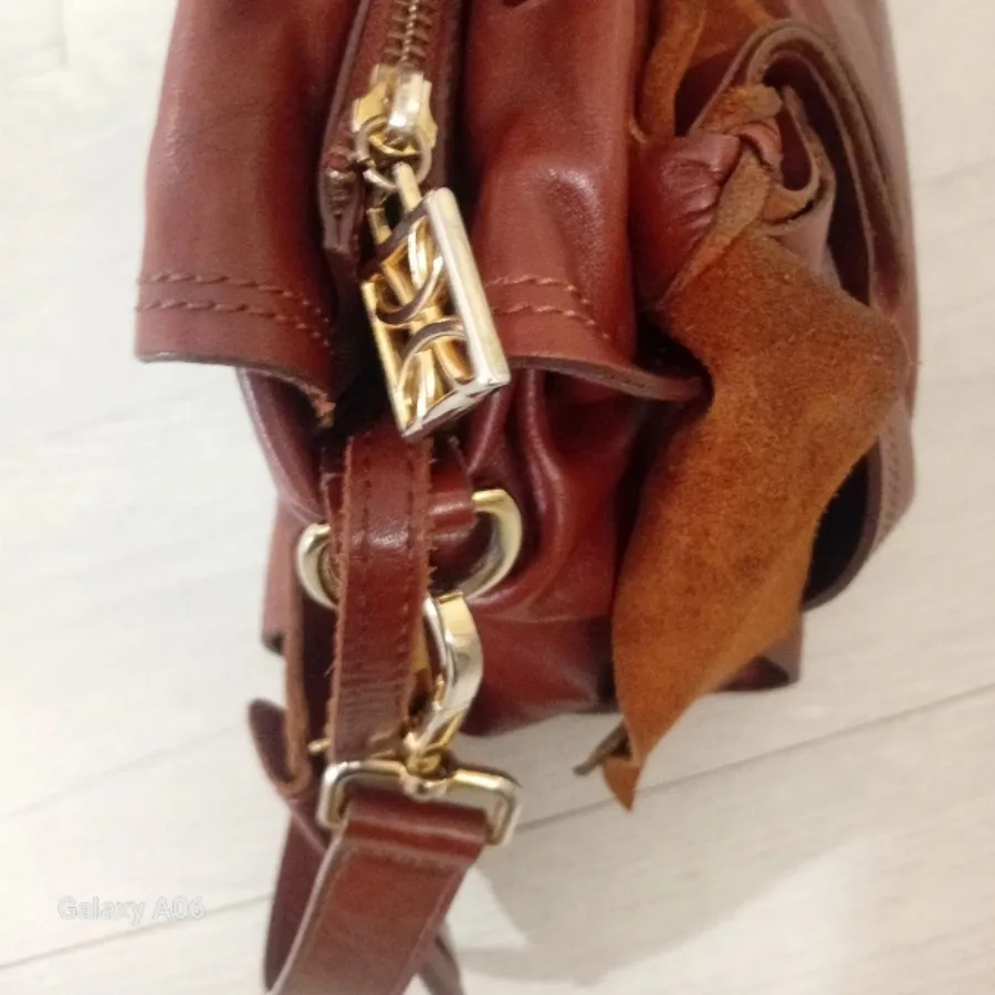 کیف چرم درسا عسلی