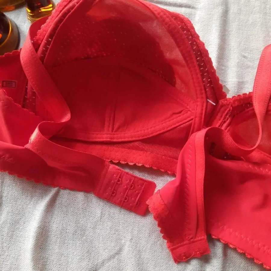 سوتین ایسان