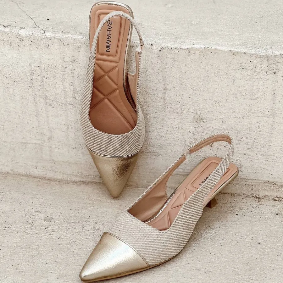 کفش کرم طلایی جلو بسته